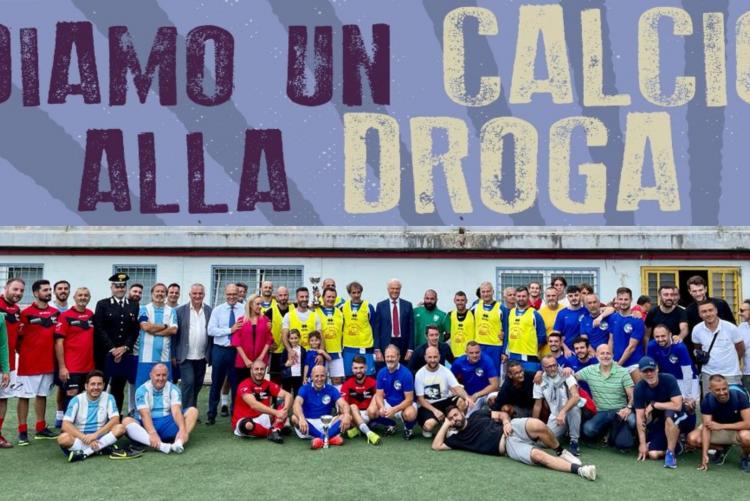 Diamo Un Calcio Alla Droga