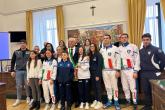 Il Sindaco Stefano Cecchi, il Vicesindaco e Assessore allo Sport Sabrina Minucci e gli Atleti